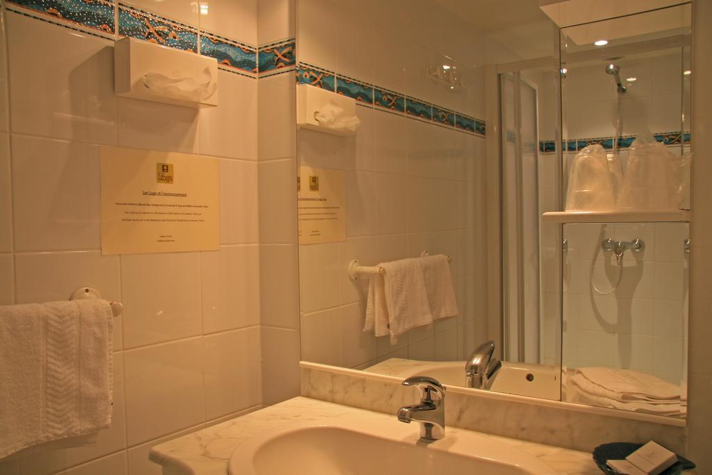 Domaine Le Martinet, The Originals Relais Hotel Bouin  Eksteriør billede