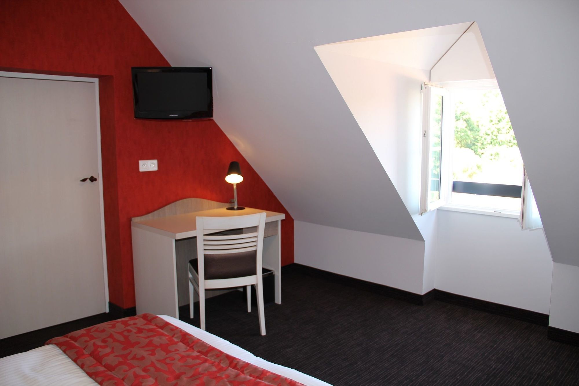 Domaine Le Martinet, The Originals Relais Hotel Bouin  Eksteriør billede