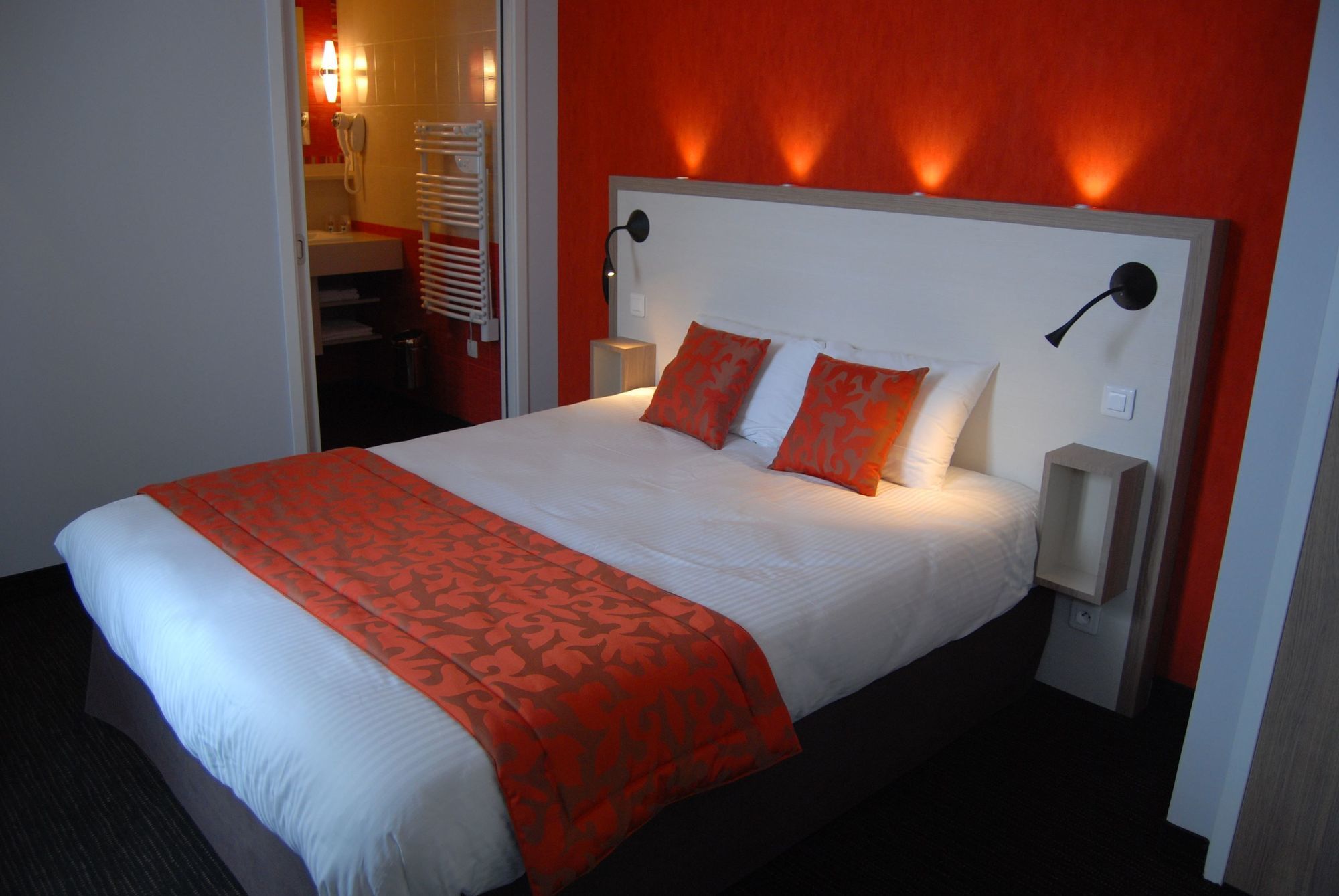 Domaine Le Martinet, The Originals Relais Hotel Bouin  Eksteriør billede